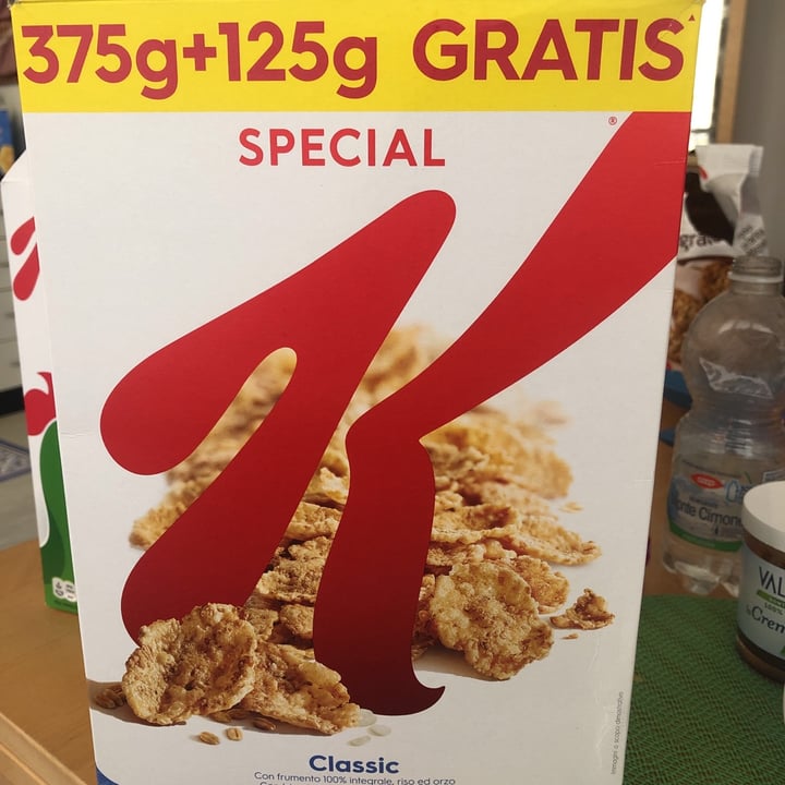 photo of Kellogg's Special k classic Fiocchi multicereali shared by @federicodiluciano on  28 Apr 2021 - review