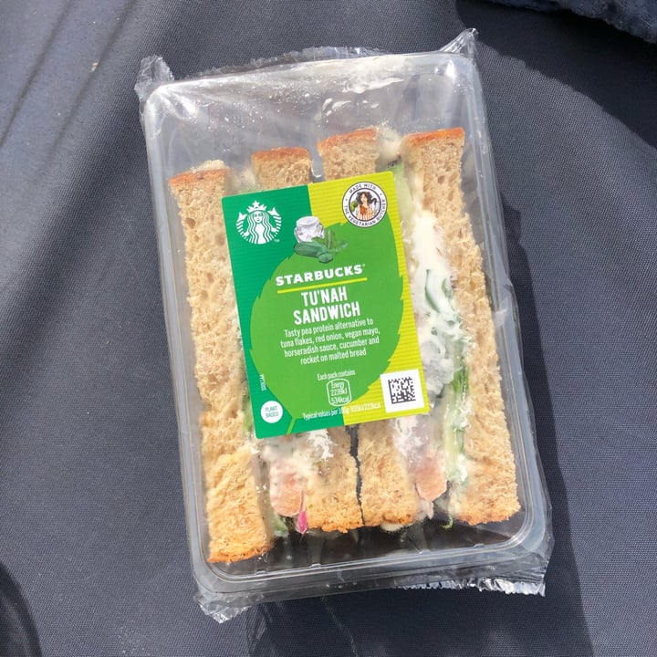 photo of Starbucks Tu’nah Mayo Sandwich shared by @yourlocalvegan on  16 Apr 2022 - review