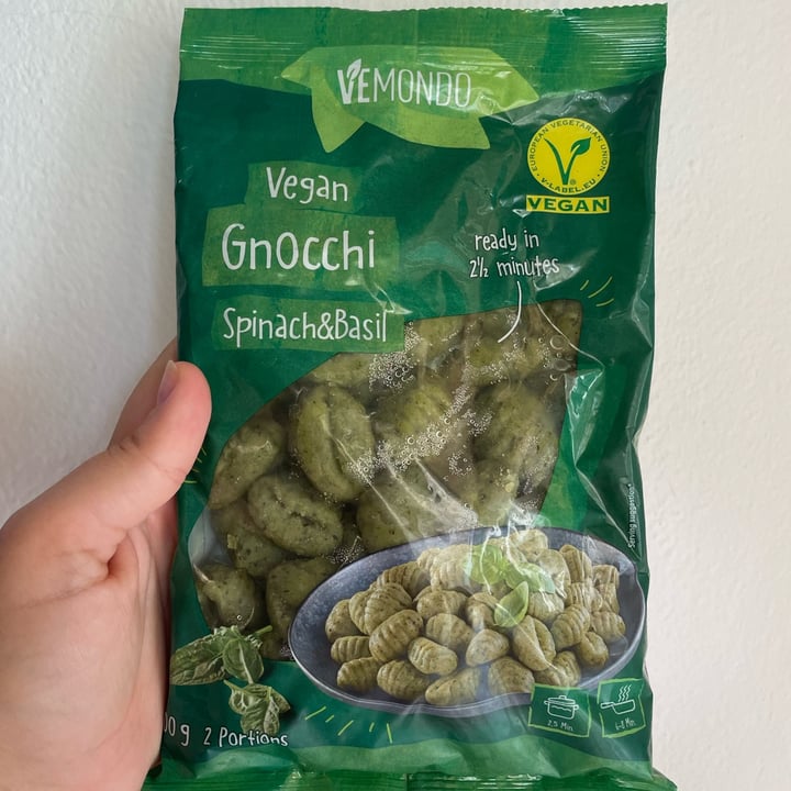 photo of Vemondo Vegan Gnocchi Spinach & Basil shared by @noeee on  13 Sep 2022 - review