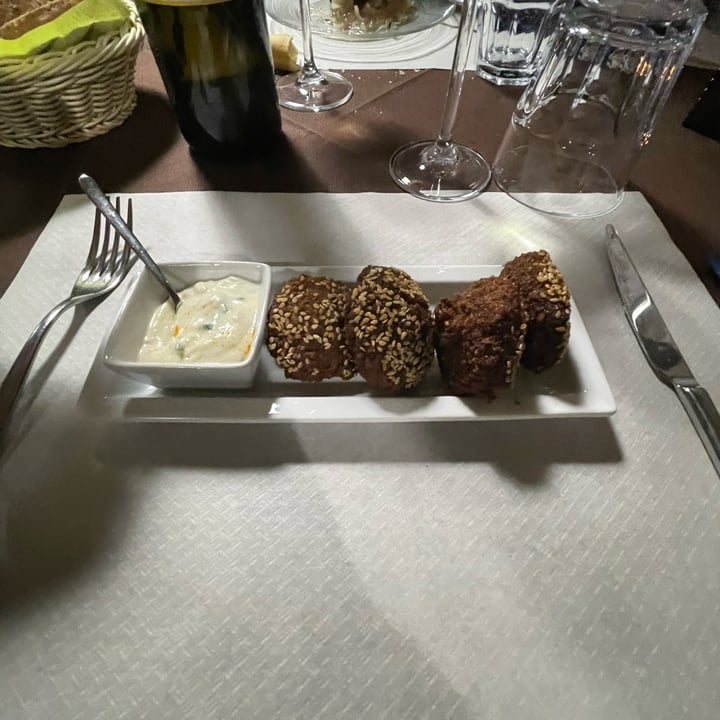 review photo of La Tecia Vegana Falafel shared by @martinastaderoli on 15 Feb 2022 - review