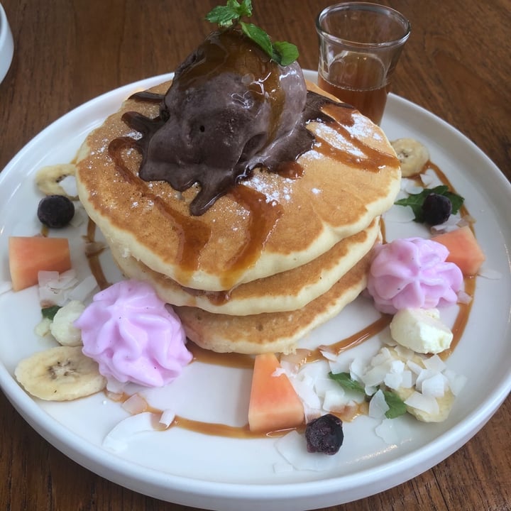 photo of I Am Vegan Babe Cafe Pancakes shared by @justavegangirl on  27 Mar 2020 - review