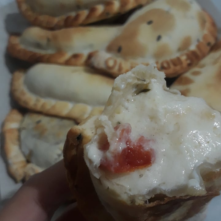 photo of Empanadas de 10 Empanada Caprese shared by @floravegana on  03 Sep 2020 - review