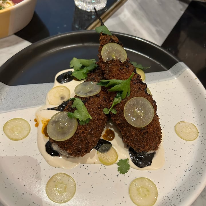 review photo of Machu Rest Berenjenas empanizadas shared by @veganeandoporelmundo on 11 Dec 2022 - review