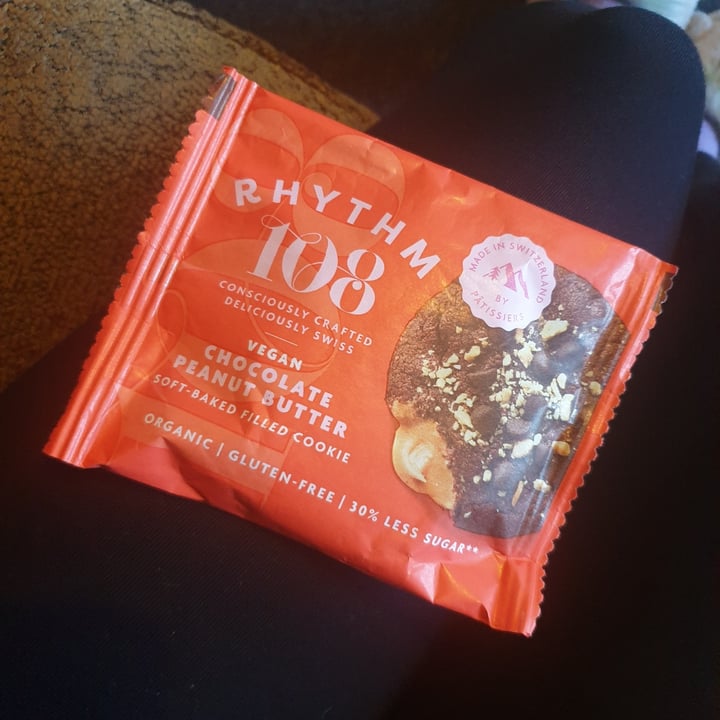 photo of Rhythm 108 Chocolate peanut butter cookie shared by @seitanicfeminist on  16 Mar 2021 - review