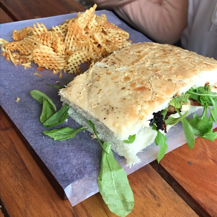 review photo of El Patio Lanusita Sándwich De Rúcula shared by @abru95 on 19 Jun 2022 - review