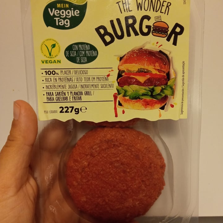 photo of My veggie day The Wonder Burger shared by @lalocadelosgatos8 on  19 Nov 2021 - review