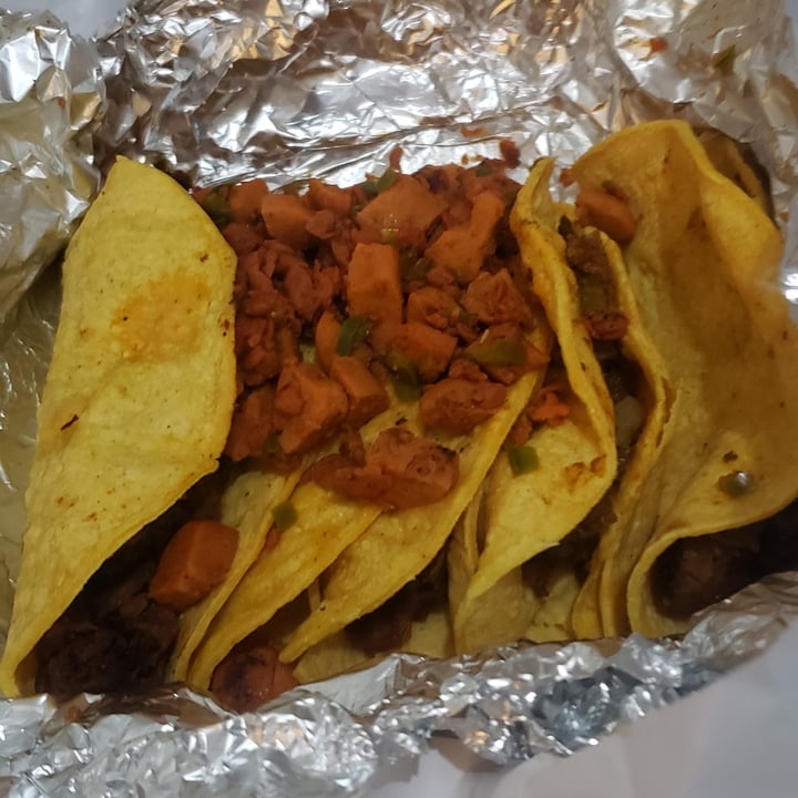 photo of Vegan Eats Tacos De Discada shared by @katiardz on  11 Nov 2020 - review