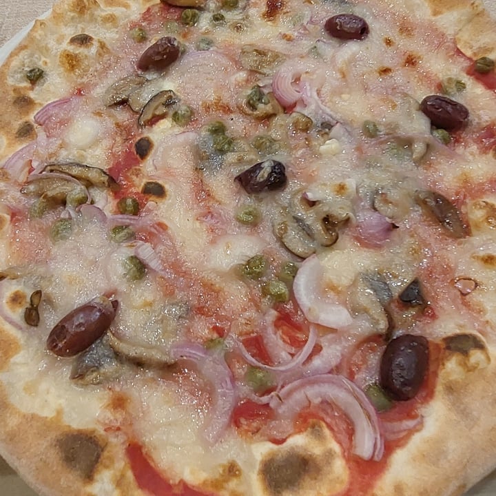 photo of Al Bivio degli Artisti Pizza Terra shared by @annoukkk on  12 Nov 2021 - review