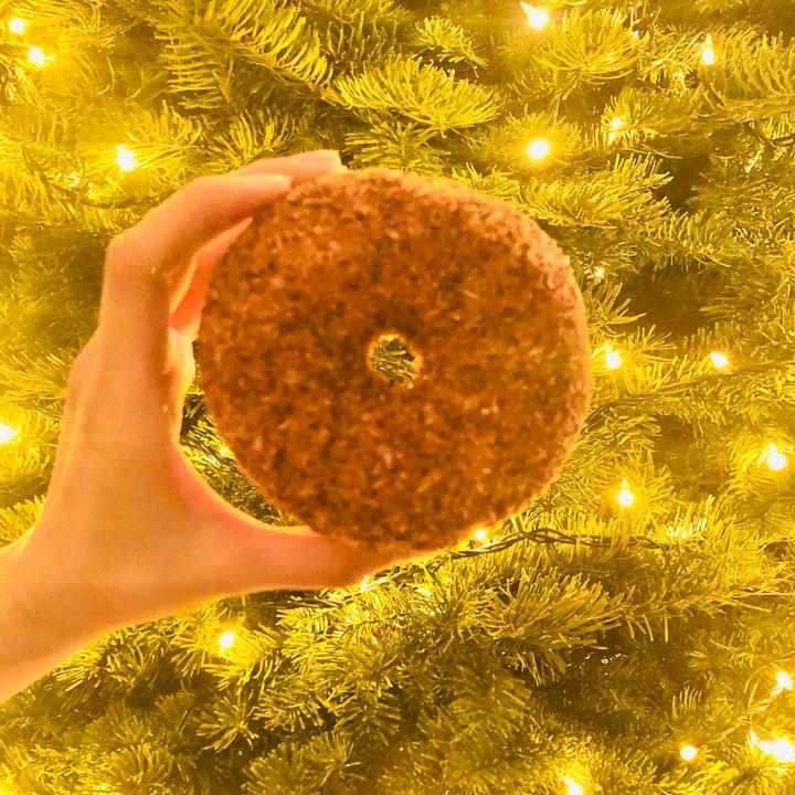 photo of Good Town Doughnuts Coconut Donut shared by @meredithsveganlife on  10 Dec 2020 - review