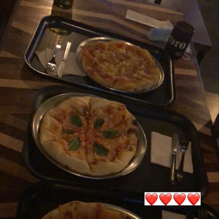review photo of Herbívoro restaurante vegano Pizza Hawaiana shared by @nikotok on 22 Aug 2021 - review