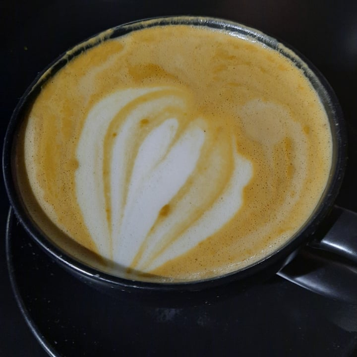 photo of Wisdom Vegan Bakery Blood Orange Latte shared by @d0ubledog5 on  06 Oct 2022 - review