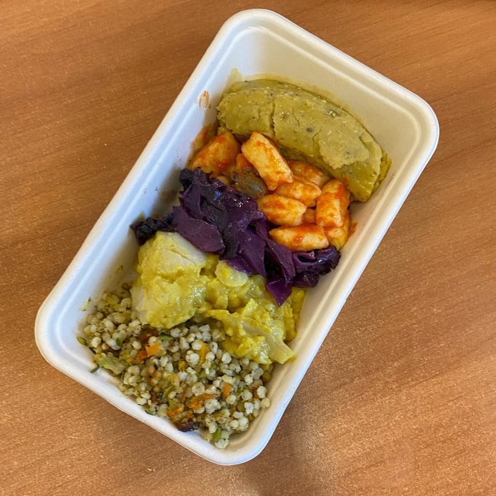 review photo of L'articiocc Gastronomia vegetariana Piatto Grande shared by @sunflower30 on 22 Apr 2022 - review
