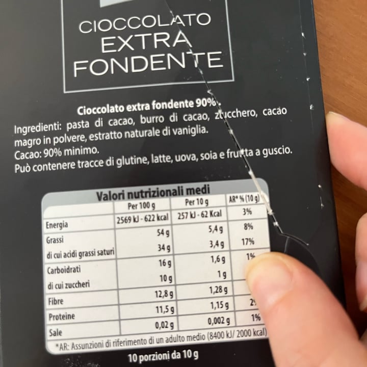 photo of Selezione Più In's Cioccolato Extra Fondente 90% cacao shared by @ayssela on  26 Jun 2022 - review