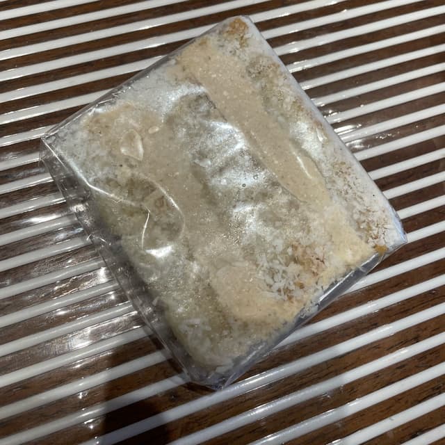 菜肴“bolo de coco”的照片