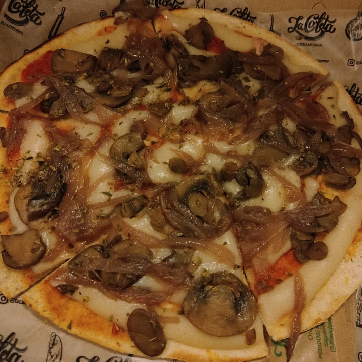 review photo of La Caleta Pizzeria La Caleta Vegana shared by @peachjuice on 07 Apr 2022 - review
