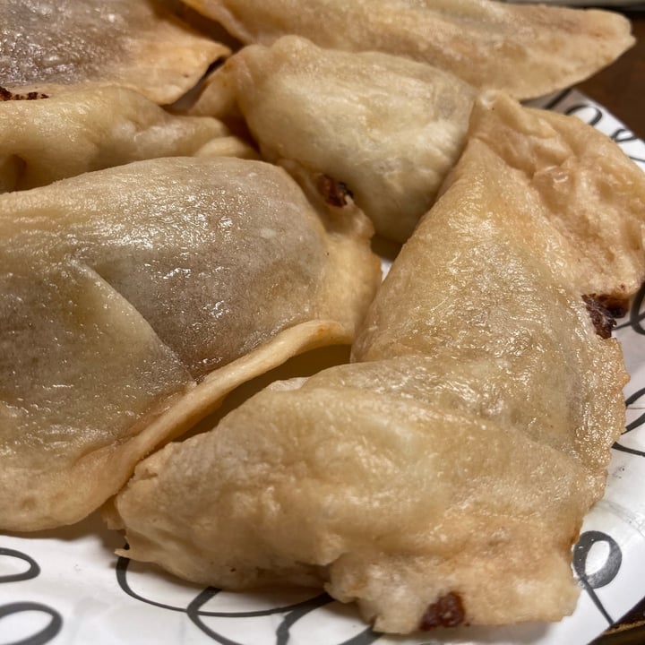 review photo of Oggi Foods Mini Calzones shared by @cecilbeee on 12 Mar 2022 - review