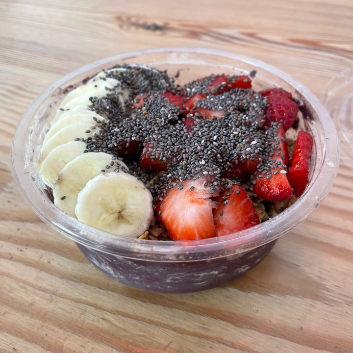 photo of Acai Berry - BoxPark Shoreditch Pump is Real shared by @appleappleamanda on  30 May 2022 - review