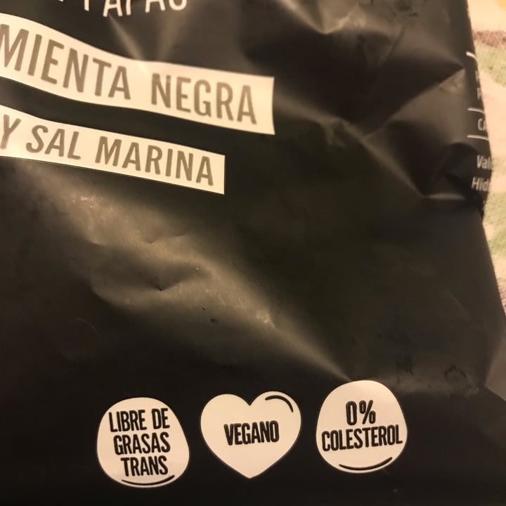 photo of Nuestros Sabores Chips De Papa Y Pimienta Negra shared by @janetkaren on  15 Mar 2022 - review