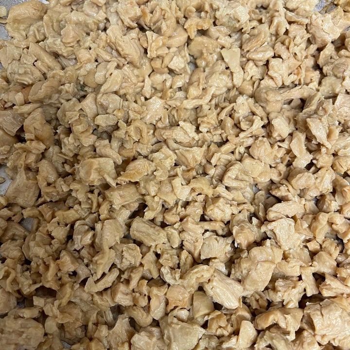 photo of Abbot's Butcher Premium Plant Based Chopped Chick'n shared by @elisacasillas on  10 Aug 2021 - review