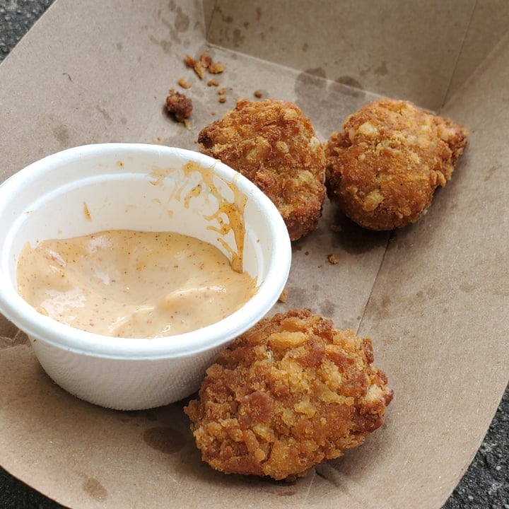 review photo of JustVeggiez Plant-based Cheese Curds shared by @gabunia on 14 Sep 2021 - review