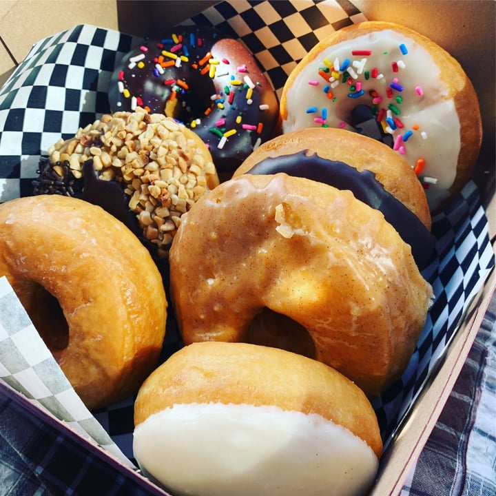 photo of Glam Doll Donuts Various Donuts shared by @drchaseoviceroy on  03 Jun 2021 - review