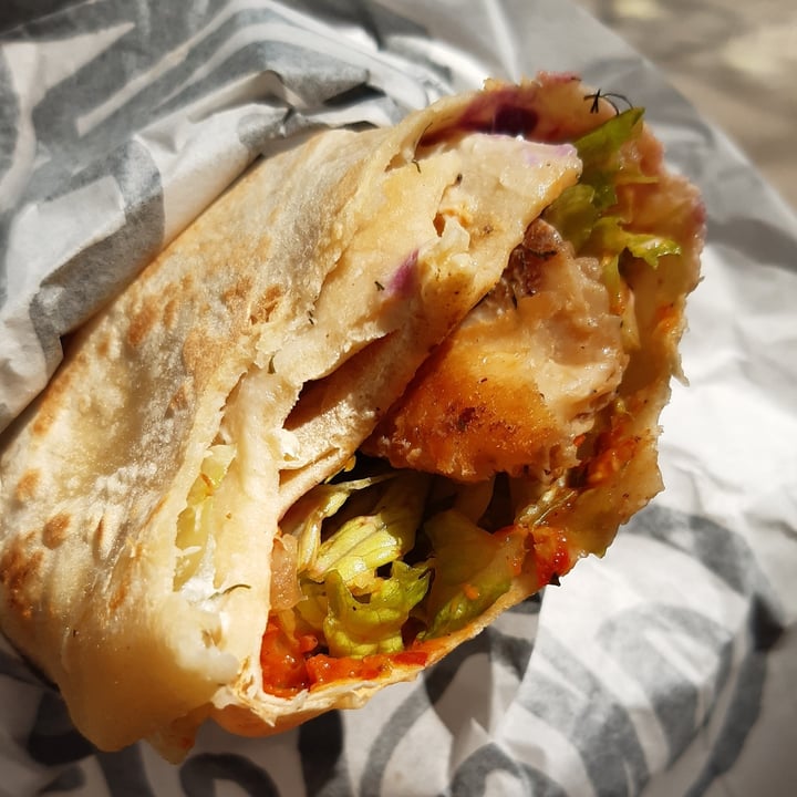 review photo of Good Shit Heura Pita shared by @llunadedia on 03 May 2022 - review