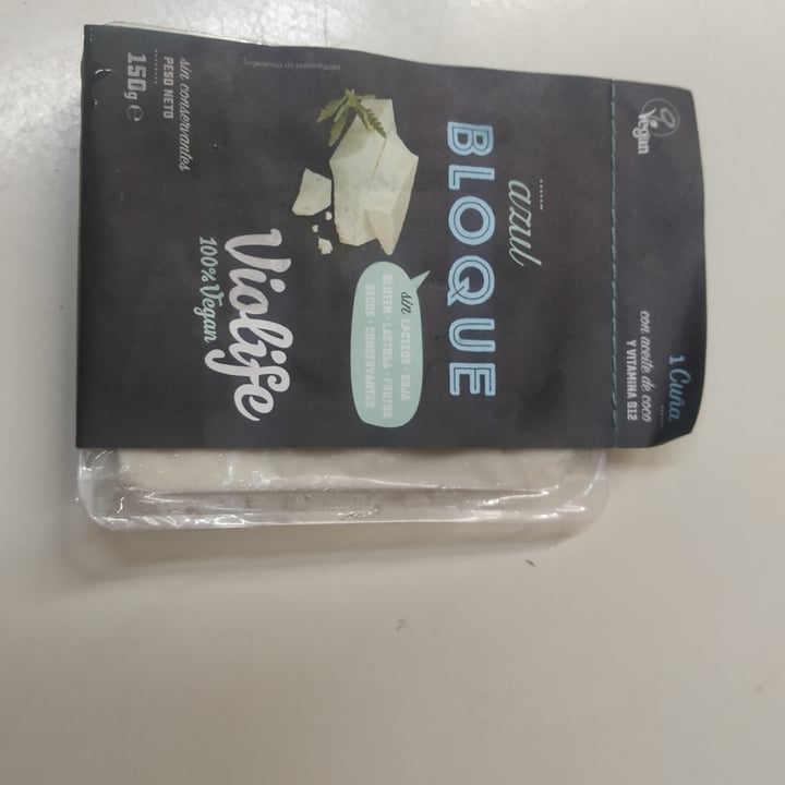 photo of Violife Bloque Queso Azul shared by @lunatikaa on  30 Sep 2021 - review