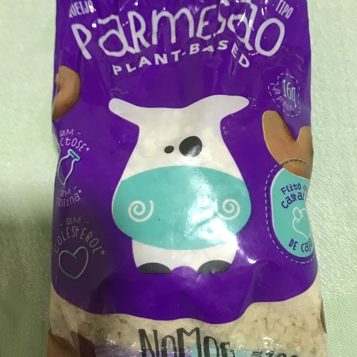 photo of NOMOO Plant-Based Brasil queijo parmesão ralado shared by @reginacm on  12 May 2022 - review