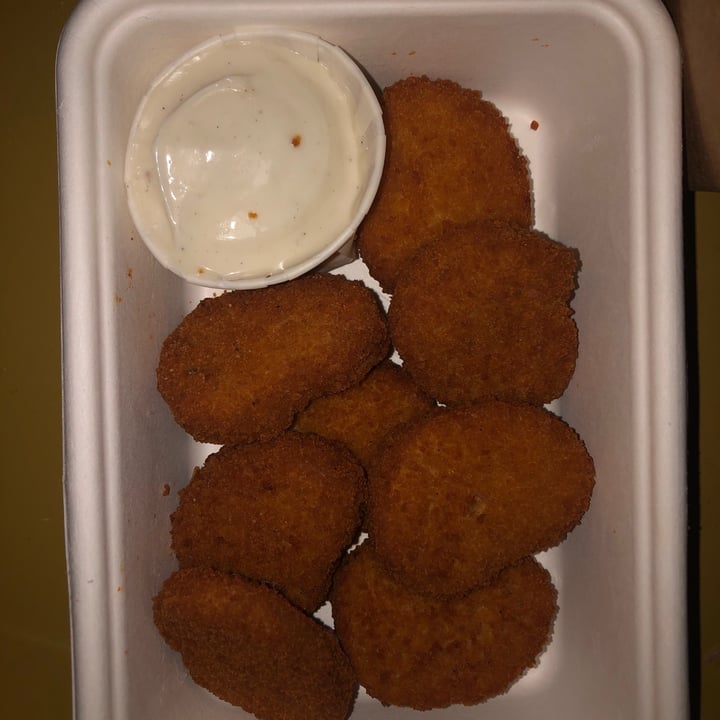 photo of Trusty Buck's Chickn nugget$ shared by @thekuceisloose on  20 Mar 2021 - review