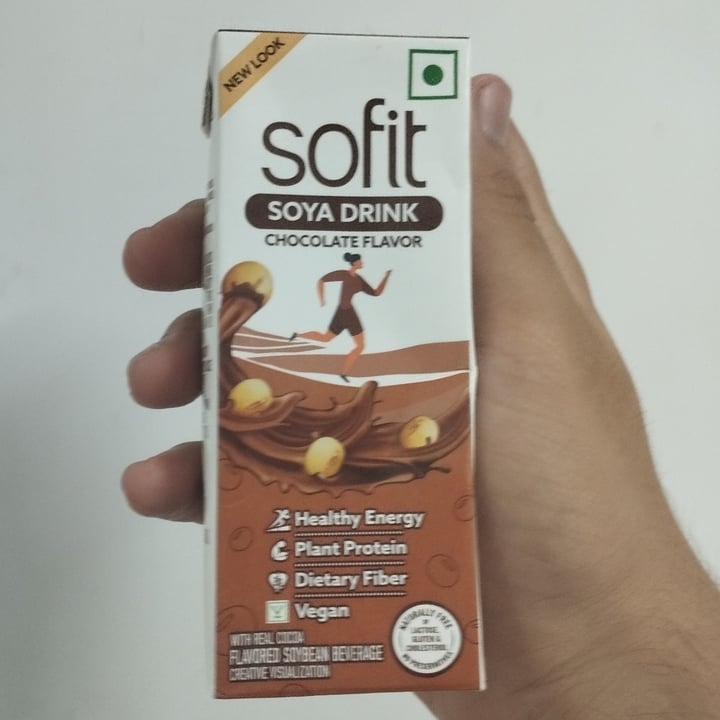 photo of Sofit Soya Drink Chocolate Flavour shared by @tanay-parekh on  17 Dec 2022 - review