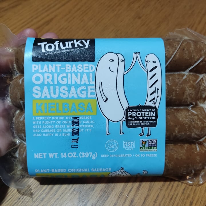review photo of Tofurky Kielbasa Sausages shared by @cecirojas on 05 Apr 2022 - review