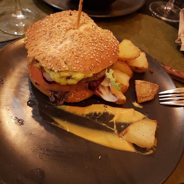 photo of L'Aspiga burguer &steak house Hamburguesa shared by @ceceele on  24 Jun 2021 - review