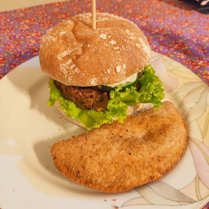 photo of Veg Burger Burgers e Salgados shared by @thaisa333 on  24 Oct 2021 - review