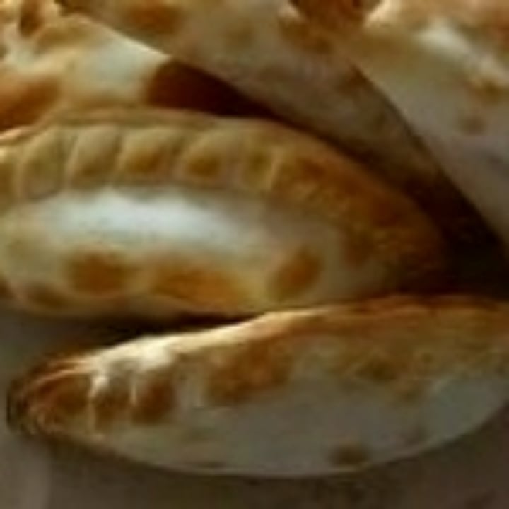 photo of Empanadas de 10 Empanada de Humita Vegana shared by @inamandarina on  26 Nov 2021 - review