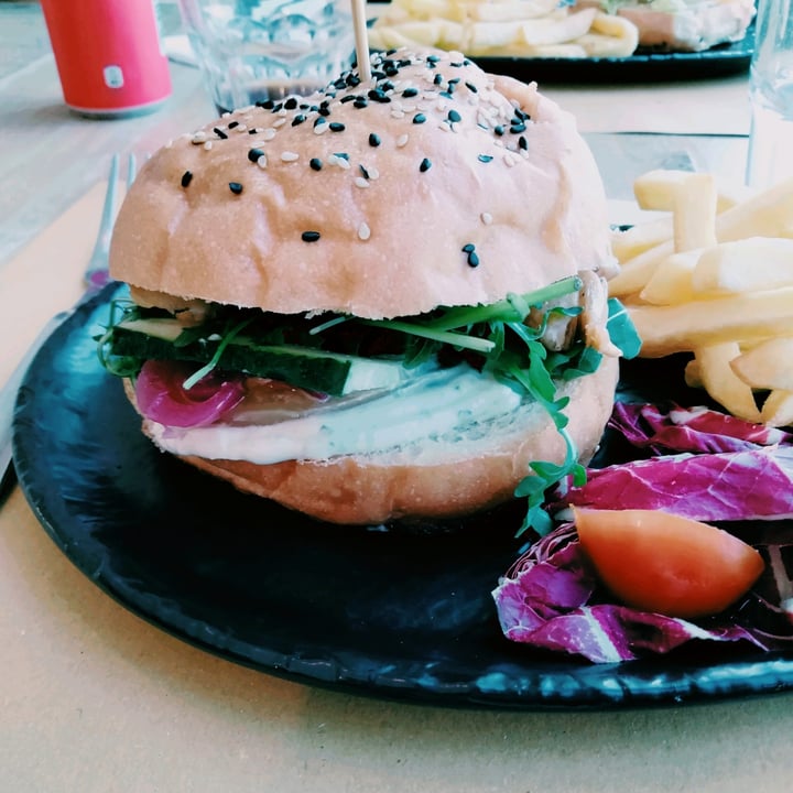 review photo of Wow. Isbò shared by @papillondelacroix on 04 Jan 2022 - review