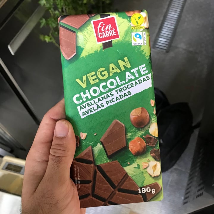 photo of Fin Carré Cioccolato vegano con nocciole shared by @joaoalmeida on  23 Nov 2021 - review