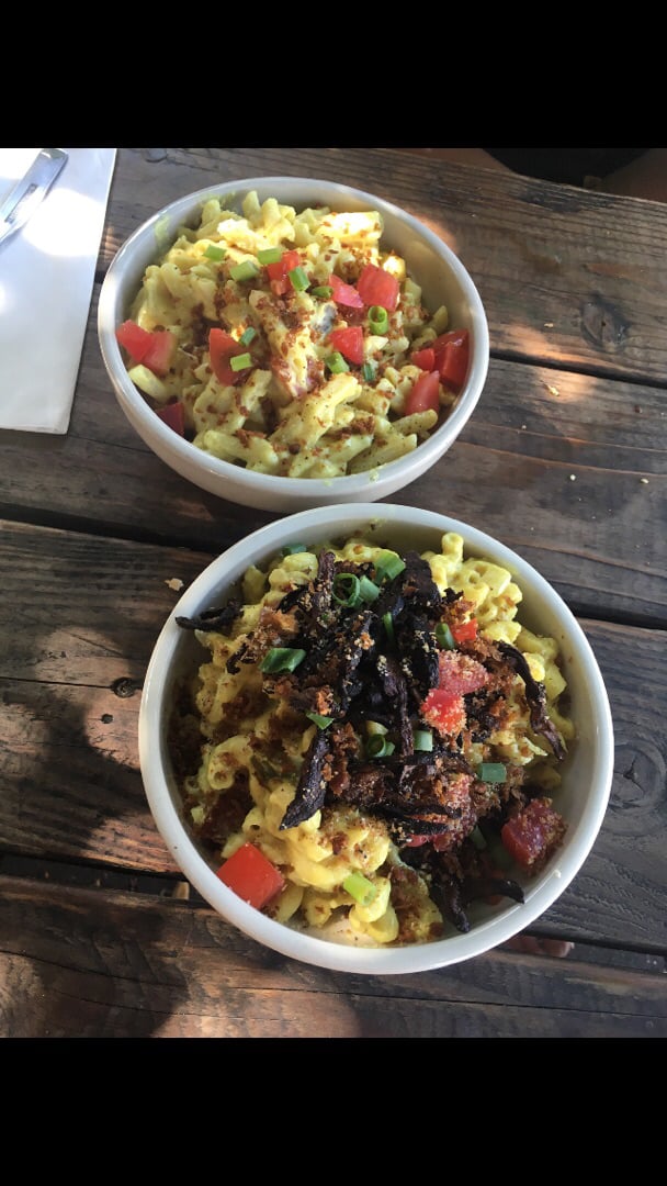 photo of Vtopia All Vegan Restaurant & Cheese Shop Mac n cheese shared by @plantbasedlisa on  04 Dec 2019 - review