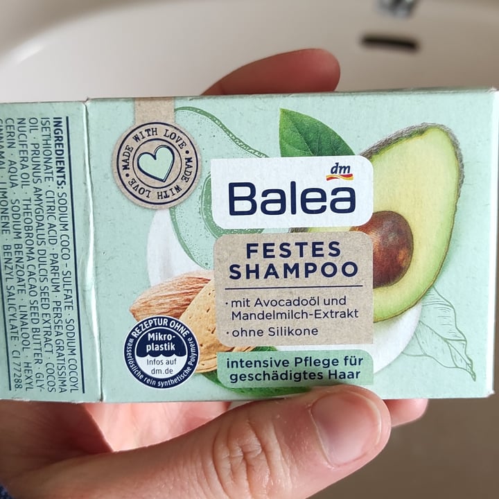 photo of Balea Festes Shampoo Lovely Rose shared by @lelepolly on  01 May 2022 - review