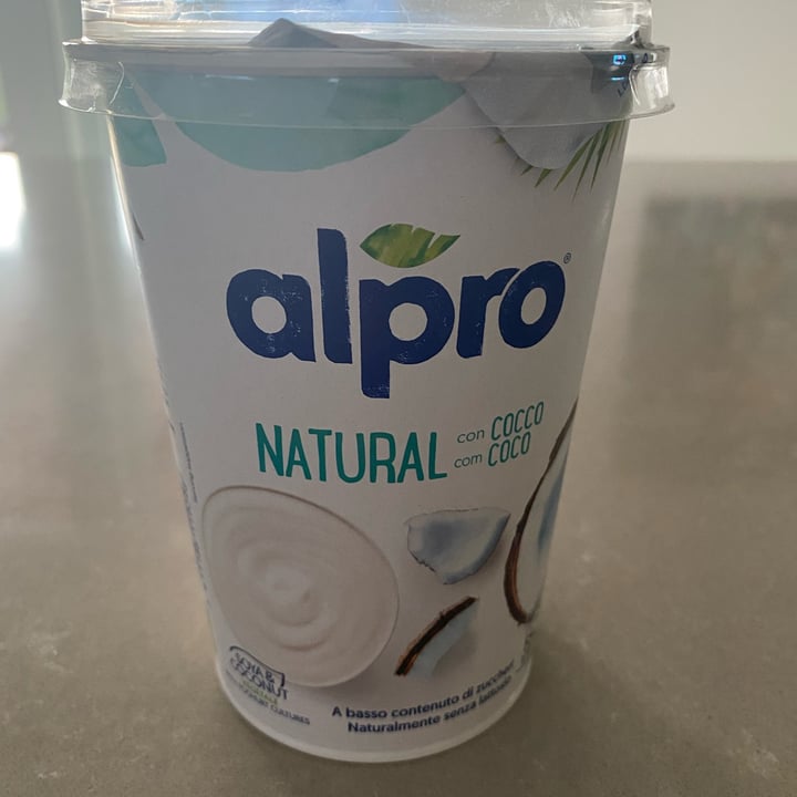 photo of Alpro Absolutely Coconut Yogurt - Natural  shared by @giorgiadm on  13 Mar 2022 - review