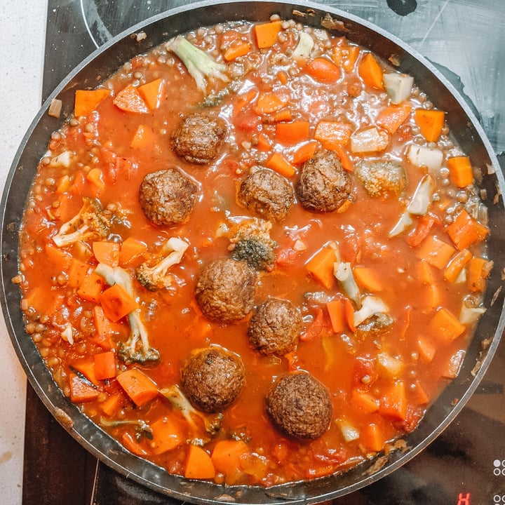 photo of Gardein Classic Meatless Meatballs shared by @byrachelholt on  17 Aug 2020 - review