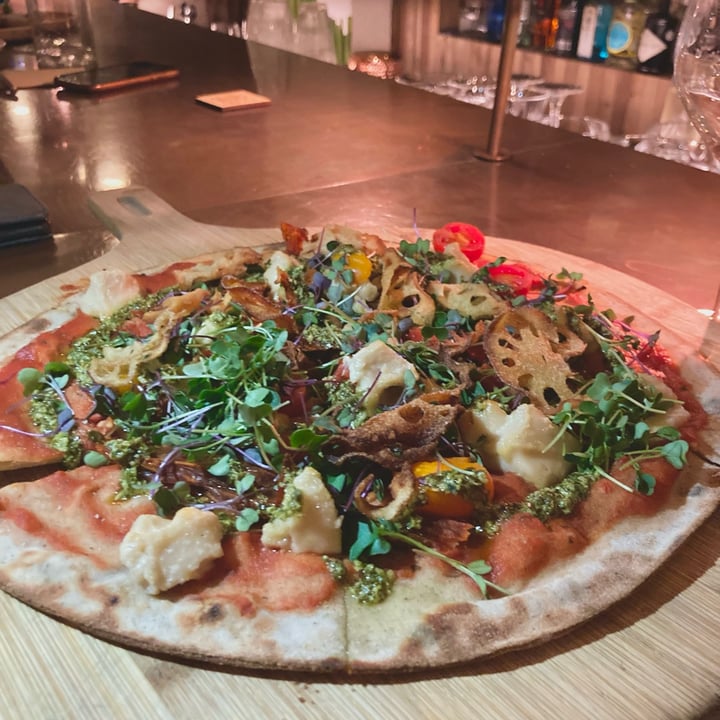 photo of The Green Spot Buckwheat Flour Pizza with Cashew Cheese, Pumpkin Sausage, Lotus Root and Kale Pesto shared by @asiayportia on  23 Nov 2022 - review