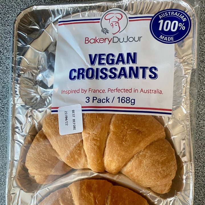 review photo of Bakery DuJour Vegan Croissants shared by @ksuellen on 23 Apr 2022 - review