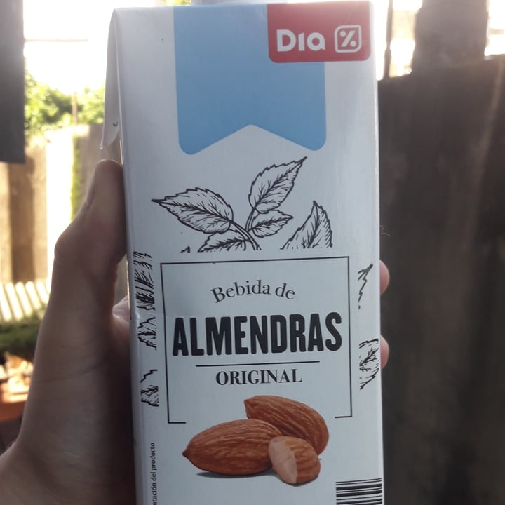 photo of Dia% Leche de Almendras sabor Original shared by @paezcriticoculinario on  01 Mar 2022 - review