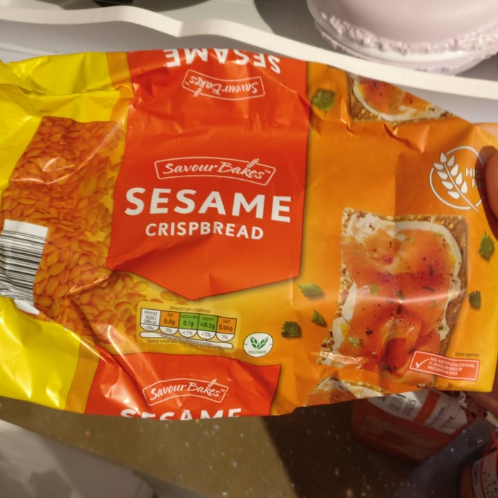 review photo of Savour bakes Sesame crisp bread shared by @agusmagne on 01 Jun 2021 - review