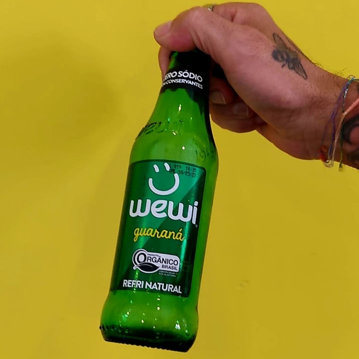 photo of Wewí Guaraná shared by @maxguitarvegan on  28 Apr 2022 - review