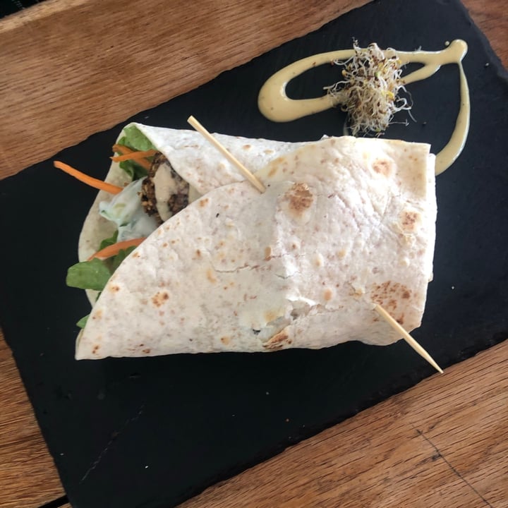 photo of Scheckter's RAW Gourmet Falafel Wrap shared by @leighclare29 on  21 Sep 2020 - review