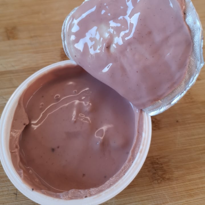 review photo of Alpro no zuccheri aggiunti frutti rossi con datteri shared by @stefi86 on 25 Oct 2022 - review