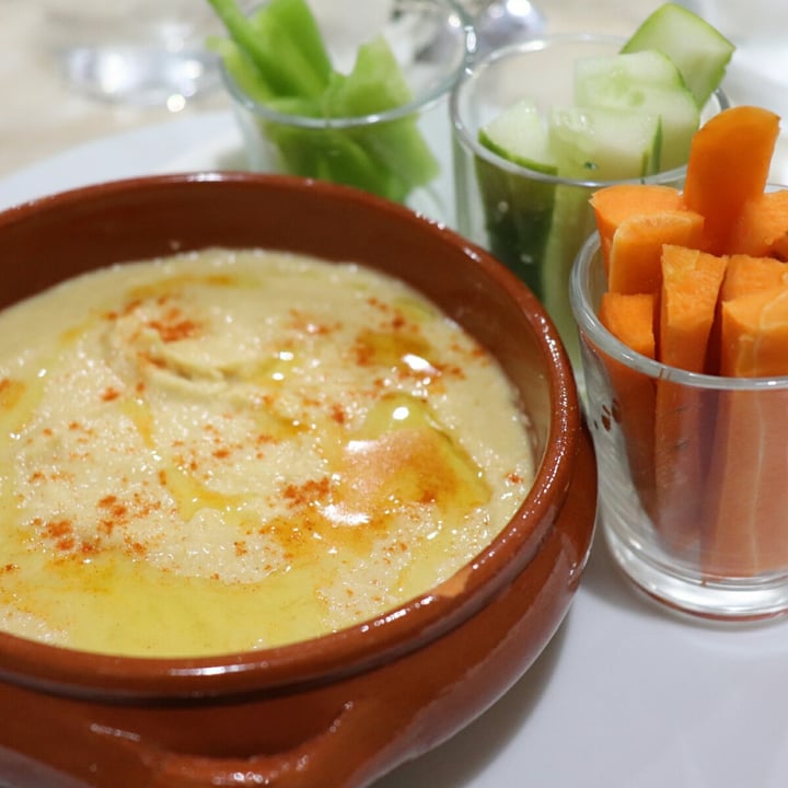 review photo of Casa Tierra - Café con Gatos Combo de crudités shared by @estremauravegana on 22 Aug 2020 - review