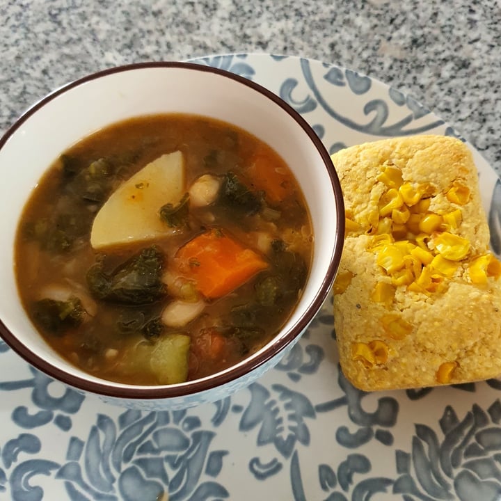 photo of All in the Kitchen Deli Chunky Vegetable Soup shared by @theflipsideofg on  09 Apr 2022 - review