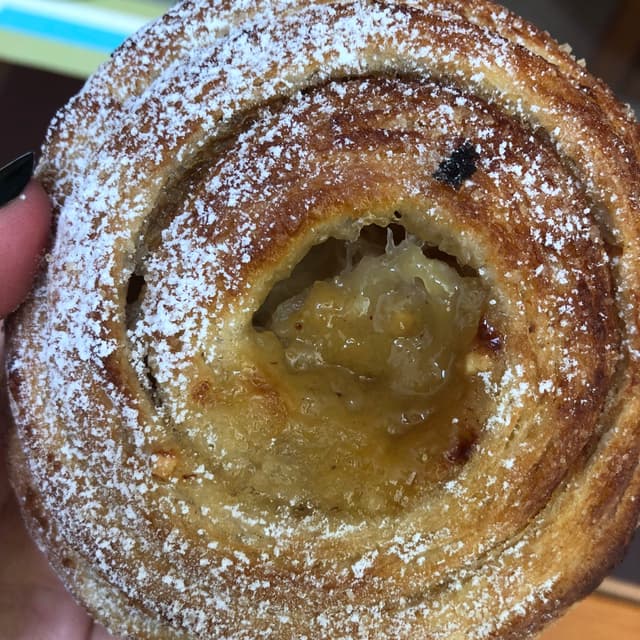Photo of the dish “Pan De Muerto Y Rol De Guayaba”
